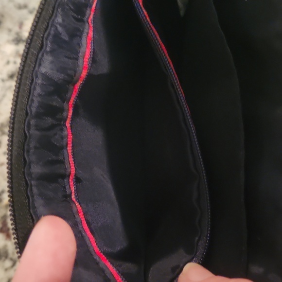 Tommy Hilfiger Small Black Purse/Crossbody - Picture 9 of 15